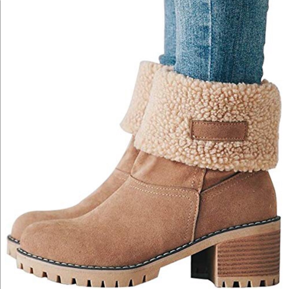 Warm Suede Chunky Round Heel booties - Picture 2 of 6